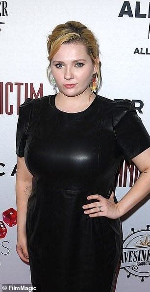 abigail breslin wikipedia|abigail breslin accuses aaron eckhart.